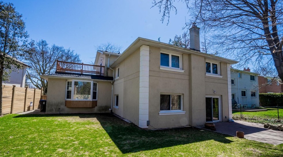 Rental in the heart of North York
